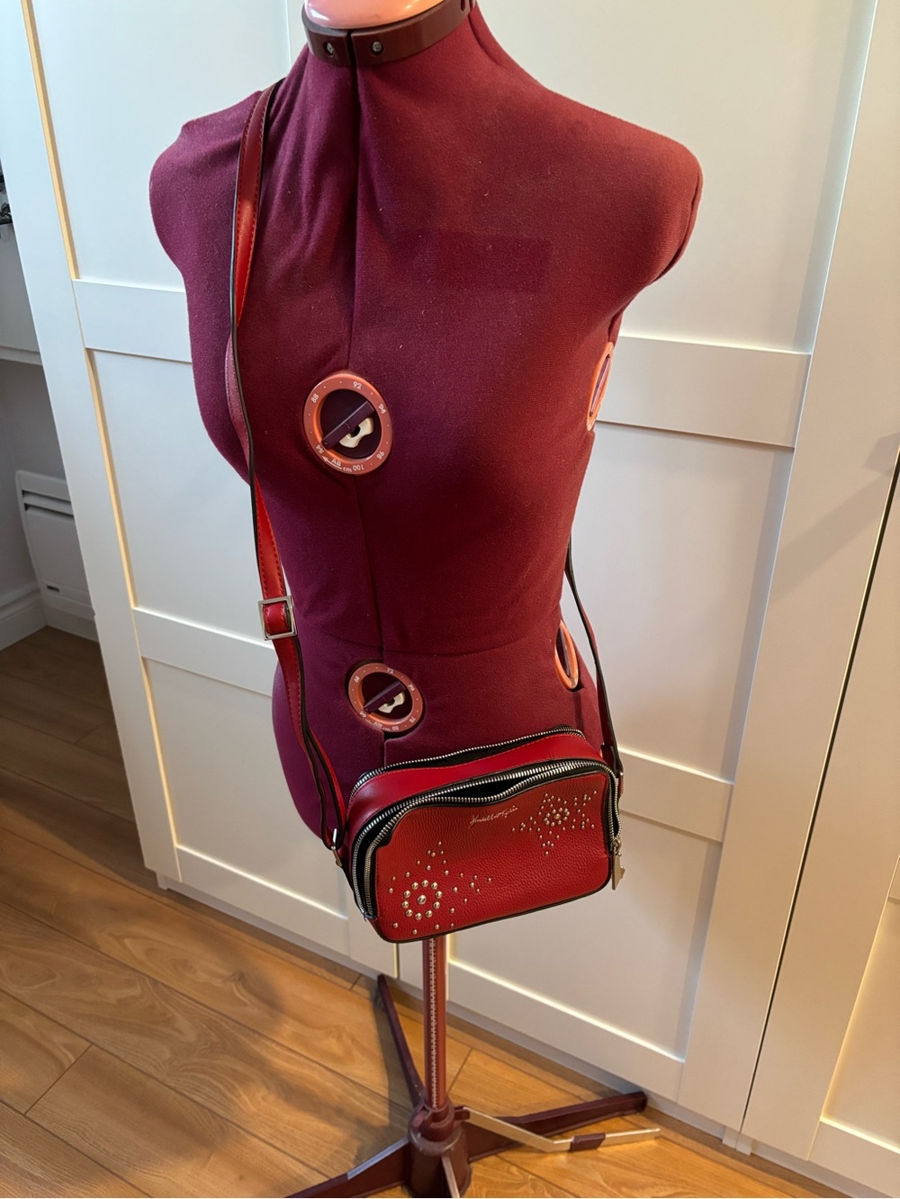 Kendall + Kylie red purse
